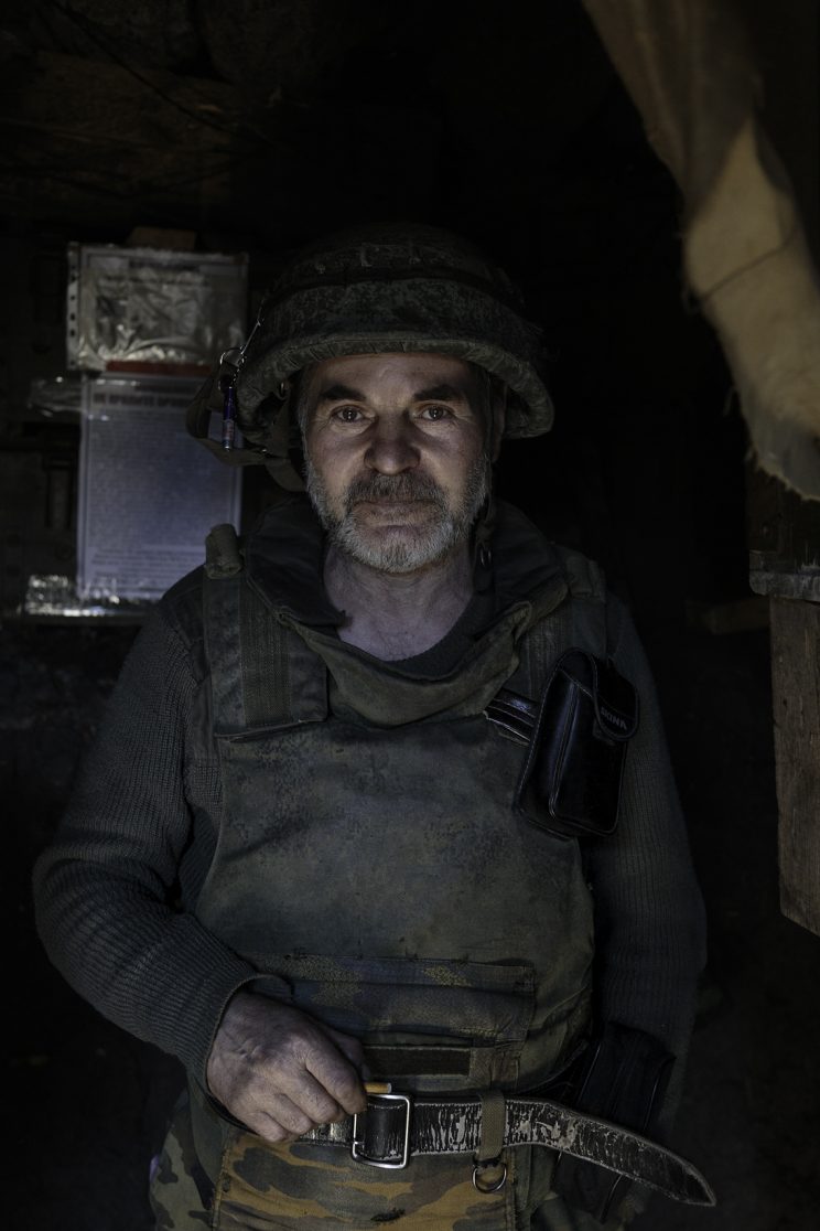 La trincea di Kominternove - Repubblica Popolare di Donetsk (Ex Ucraina - Donbass) - 2018. Il Sergente "DED" (Nonno).