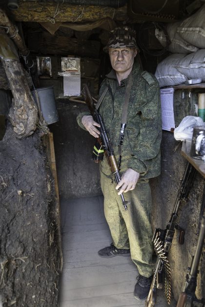 La trincea di Kominternove - Repubblica Popolare di Donetsk - 2018. Il Tenente "Black", il comandante del plutone.