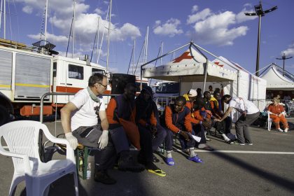 Sbarco Migranti - Molo Manfredi - Salerno.