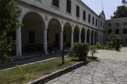 Cortile - Convento dei Francescani OFM - Scutari - Albania.